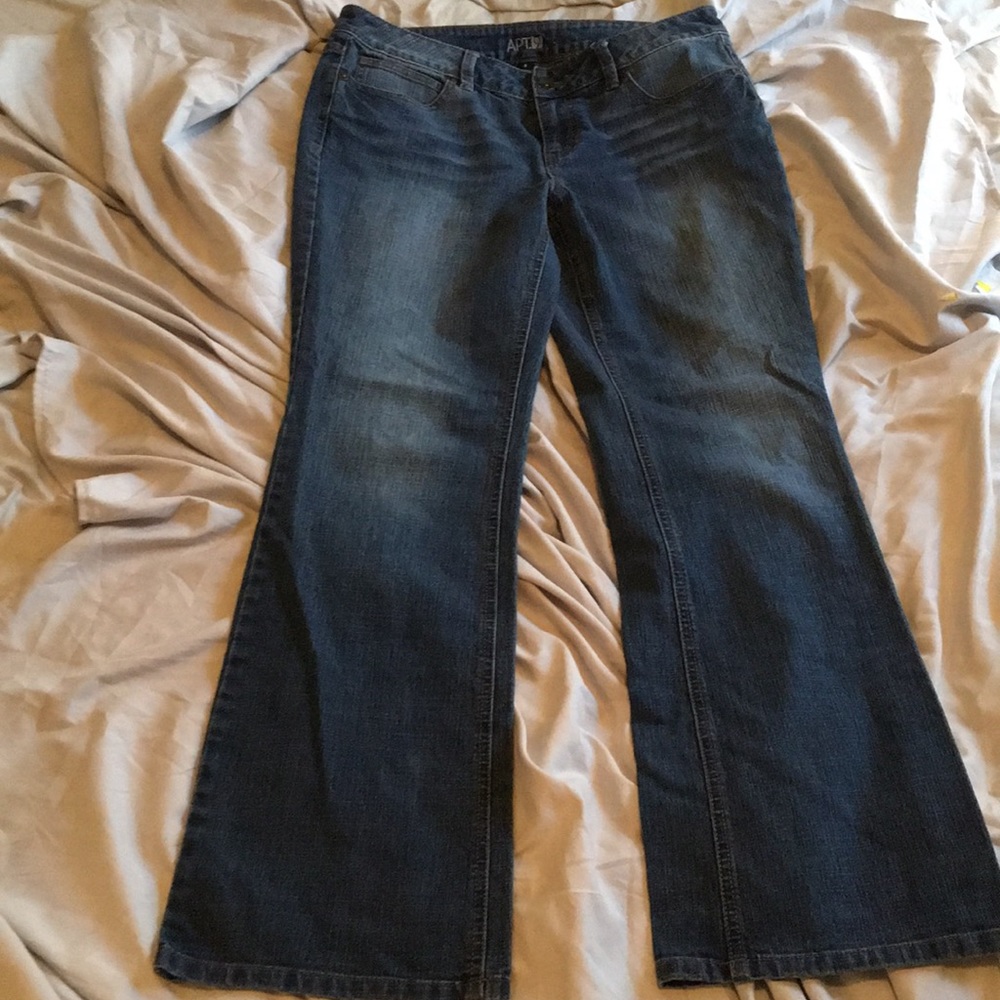 Apt. 9 jeans